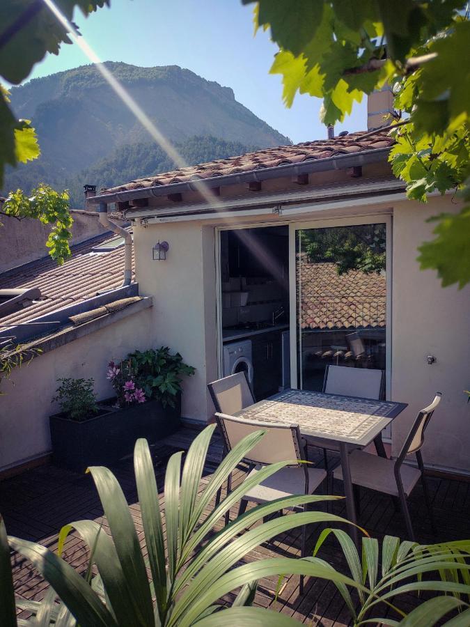 Luc-en-Diois Maison De Village Avec Terrasse מראה חיצוני תמונה